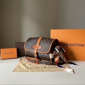 Louis Vuitton - Marne Monogram Crossbody Dust Bag